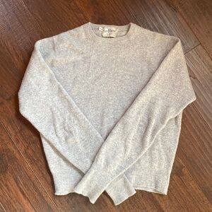 VINTAGE lambs wool angora blend sweater gray cropped crew neck imported